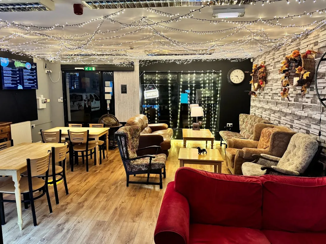 Cosy Lounge and Kitchen